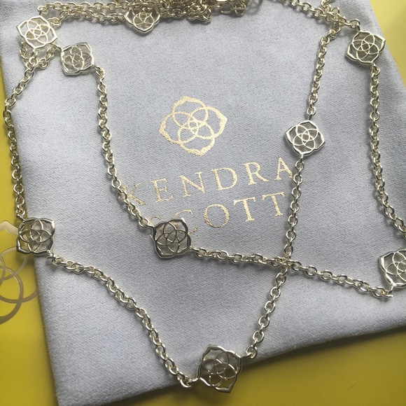 Kendra Scott Jewelry - Kendra Scott Devalyn Necklace